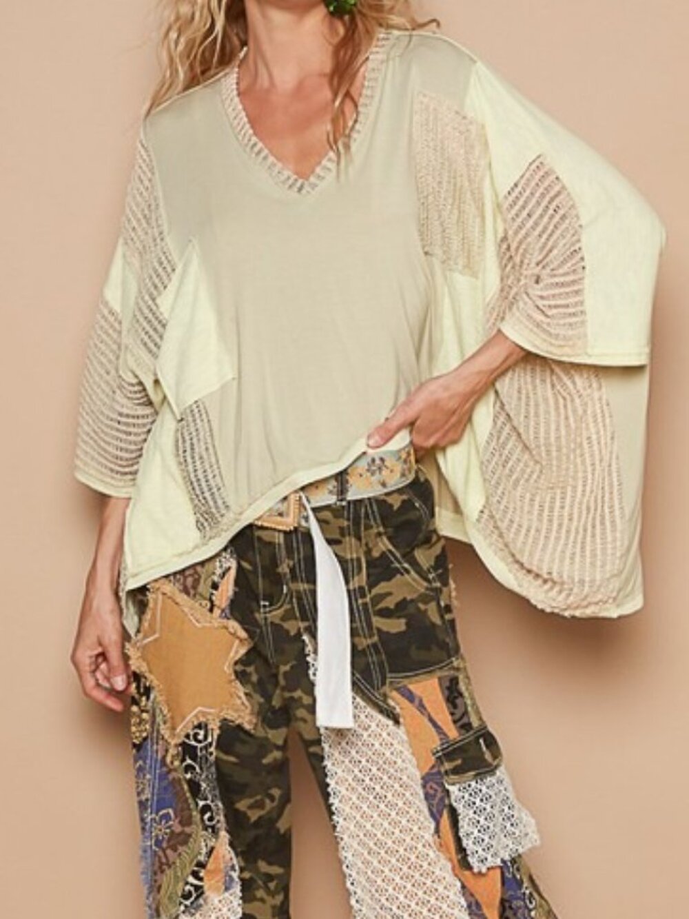 NWT POL High-Low Contrast V-Neck Top